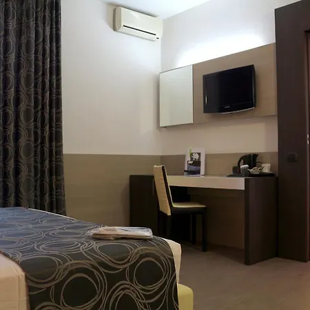 Gardenia Hotel 3*