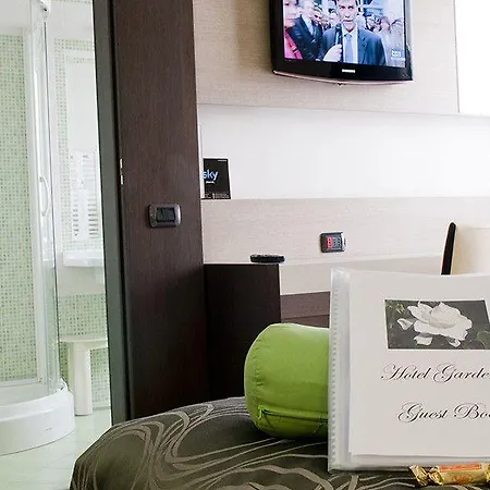 Gardenia Hotell 3*