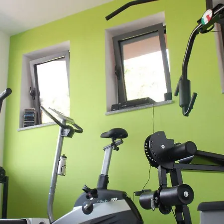 伽登尼亚酒店 酒店