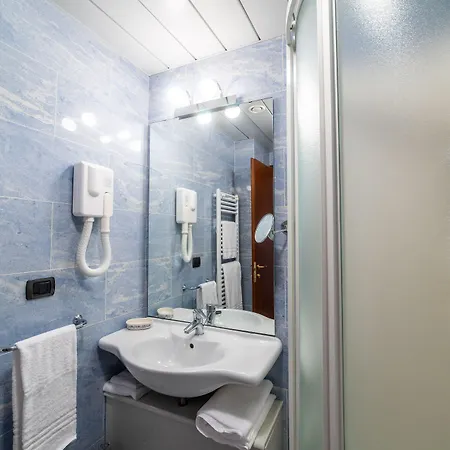 Gardenia Hotel 3*