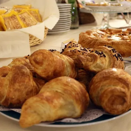 伽登尼亚酒店 3* 普罗迪卡纳韦塞