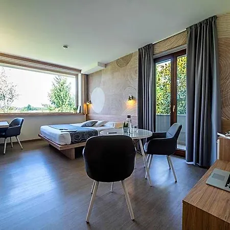 Gardenia Hotel 3*